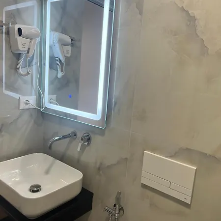 Agimi Hotel 4*